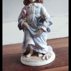 Antique "Lullaby" Figurine 2925 In A Ltd Edition Of 9500 Hand Scripted by Sheila Mitchell