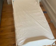 Toddler bed