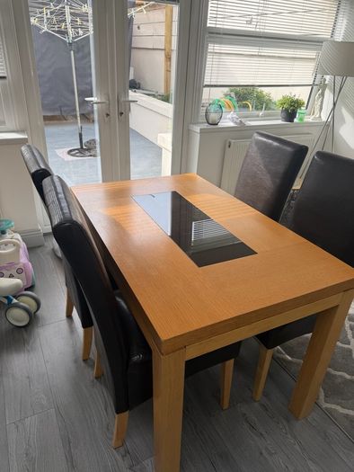 Kitchen table