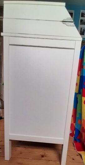 Solid wood changing table