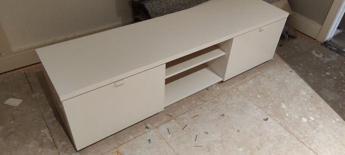 Media unit