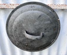 Vintage galvanised lid