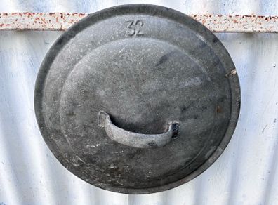 Vintage galvanised lid