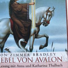 Die Nebel Von Avilon by Marion Zimmer Bradley. German.12 cds