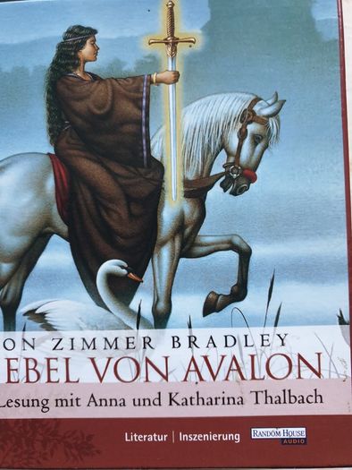 Die Nebel Von Avilon by Marion Zimmer Bradley. German.12 cds