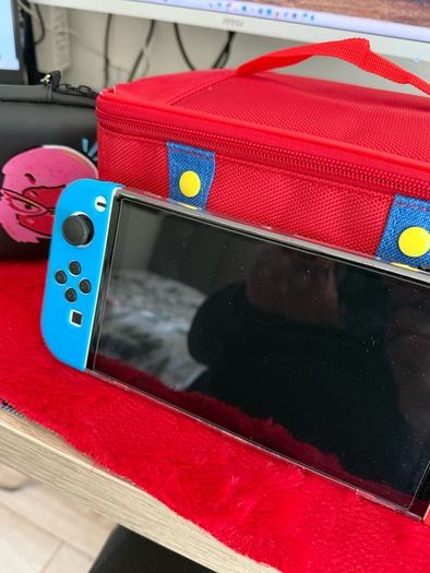 Nintendo Switch OLED Mint Condition Full Bundle (Like New)