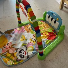 Baby playmat