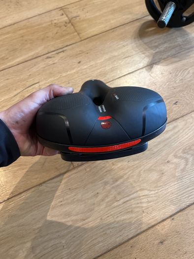 Comfortable wide Saddle (gel and ventilated)