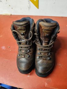 Ladies Meindl Bhutan hiking boots