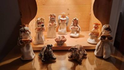 Christmas decorations.. 10 piece crib set