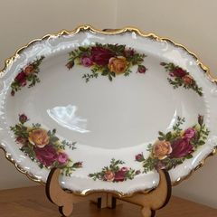 Royal Albert "Old Country Roses"  Tray