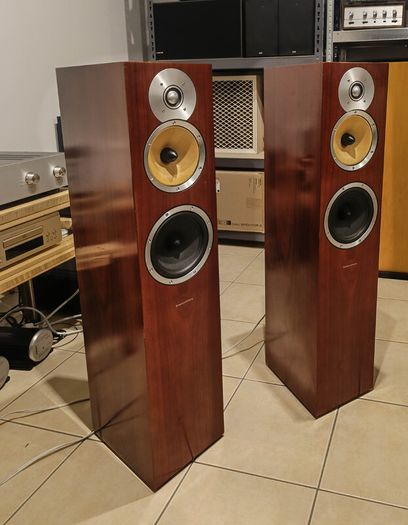 B&w Cm7 High End Stereo Speakers Pair