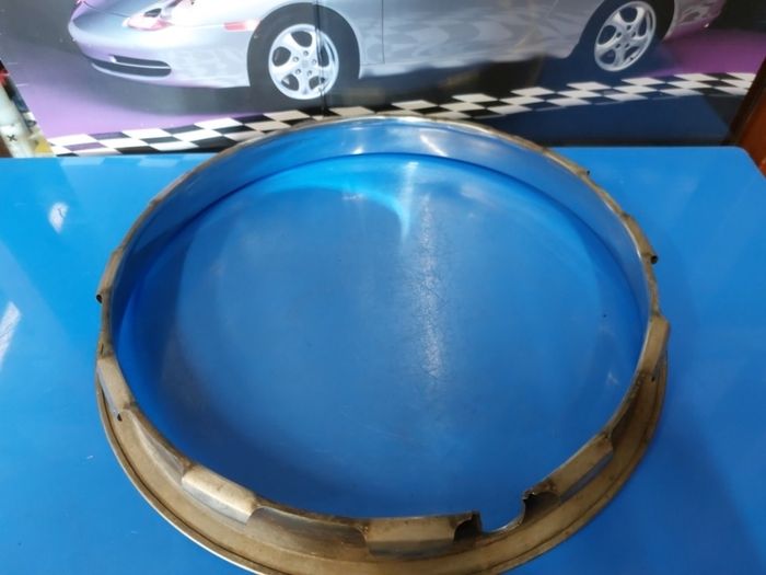 Wheel rim embellisher 14 inch