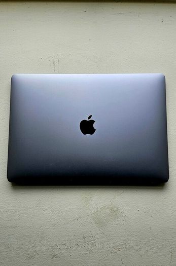 Apple Macbook Air M1(2020) 1tb SSD 16GB RAM