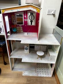 Rainbow High Dolls House