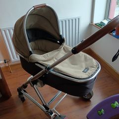 Mamas & Papas Pram / Pushchair Carrycot & Buggy  Classic Style
