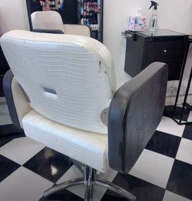 Hairdressing Chairs