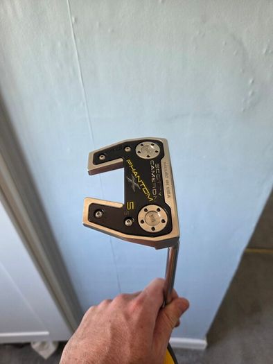 Scotty Cameron Phantom 5.5