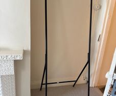 Clothes rail