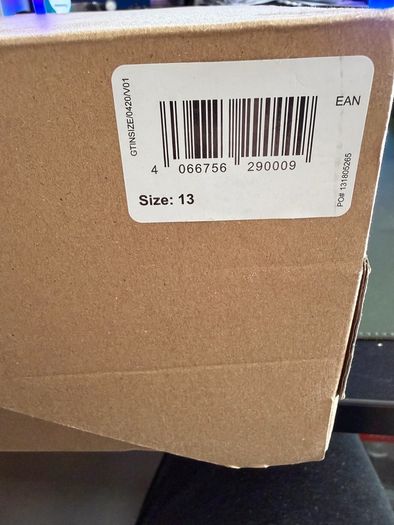 Yeezy Foam runners 13uk