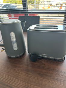 Tower Scandi Kettle and Toaster Set - Excellent Condition