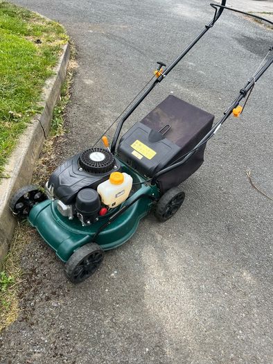 Lawnmower