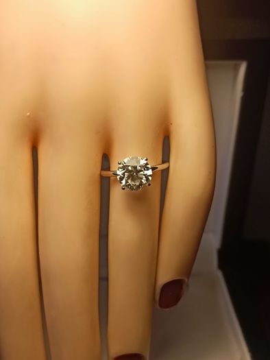 18ct White Gold 3 ct Lab Diamond Solitaire Ring