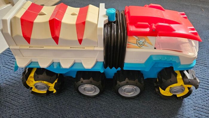 Paw patrol dino patroller