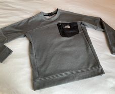 Boys genuine The North Face Sweater Top Grey XL