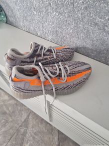 Brand new yeezys