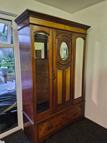 Antique Good Quality Wardrobe In Mahogany