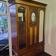 Antique Good Quality Wardrobe In Mahogany