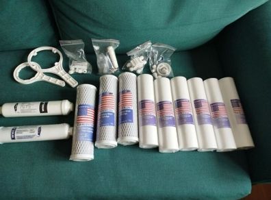 Replacement cartridges for reverse osmosis water filter
