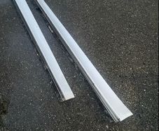 F30 side skirts