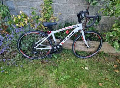 fuji ace 24