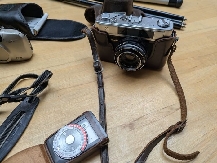 Vintage cameras and accessories
