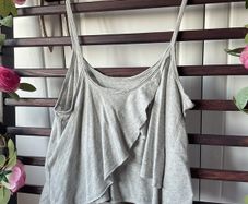 cami grey open back Hollister top size large