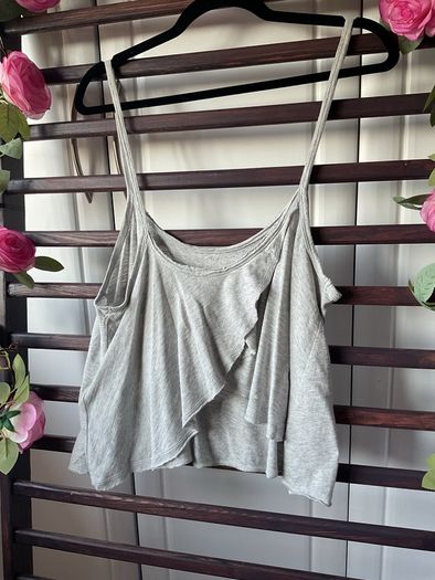 cami grey open back Hollister top size large