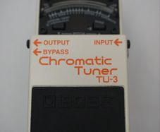 Boss tu 3 chromatic tuner