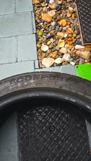 Two 235/40R19 Ecosport 2 Tyres