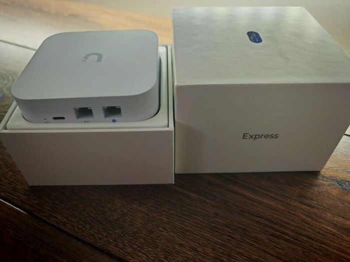 UniFi Express UX WiFi 6 Router/Access Point