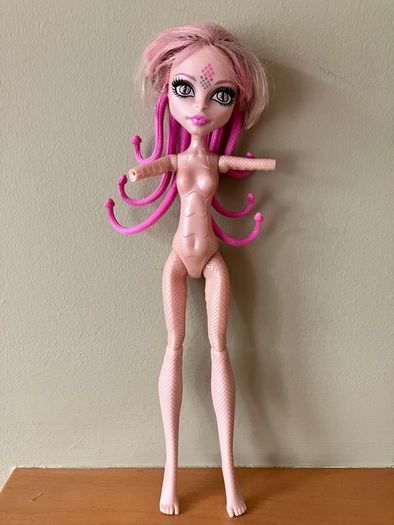 Monster High G1 Parts