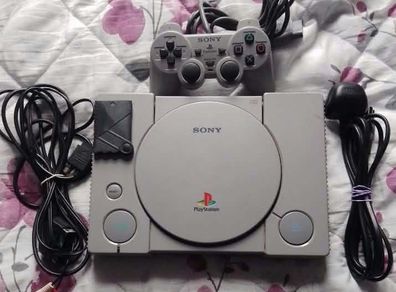 Playstation 1 SCPH-9002 Console Bundle