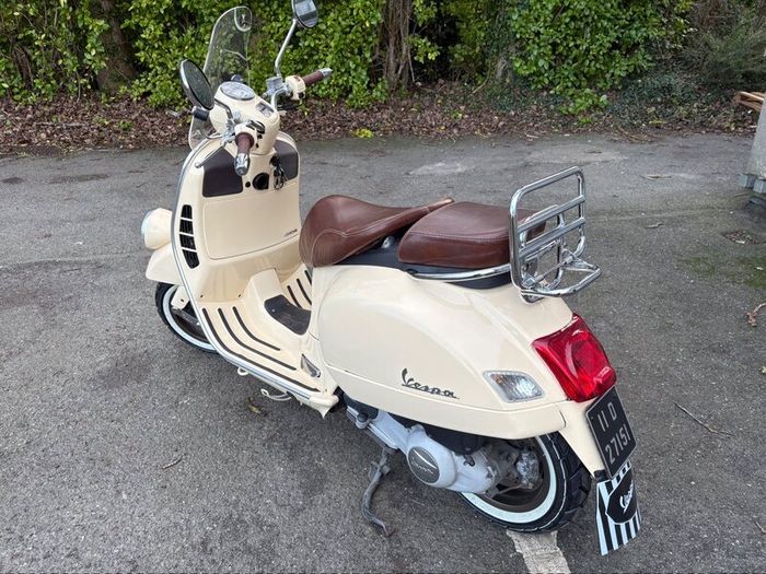 Vespa GTV