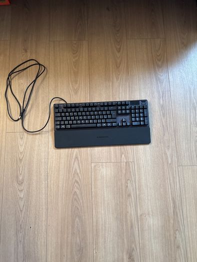 Steelseries apex 5-gaming keyboard
