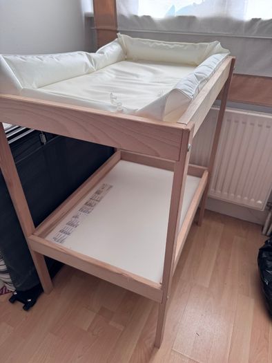Baby Changing Table & Babycare mat