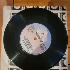 Barry Manilow Lets Hang On 7 inch single