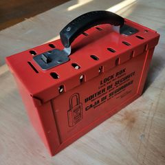 Master Lock 498A Lock Box
