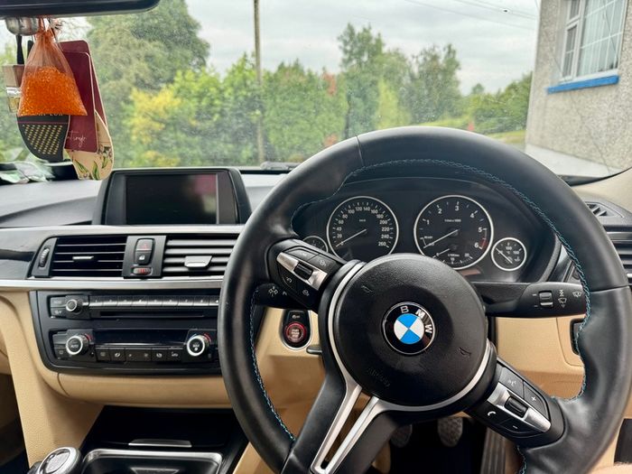 2012 BMW 3 Series