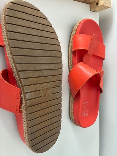 sandals size 5.5 W